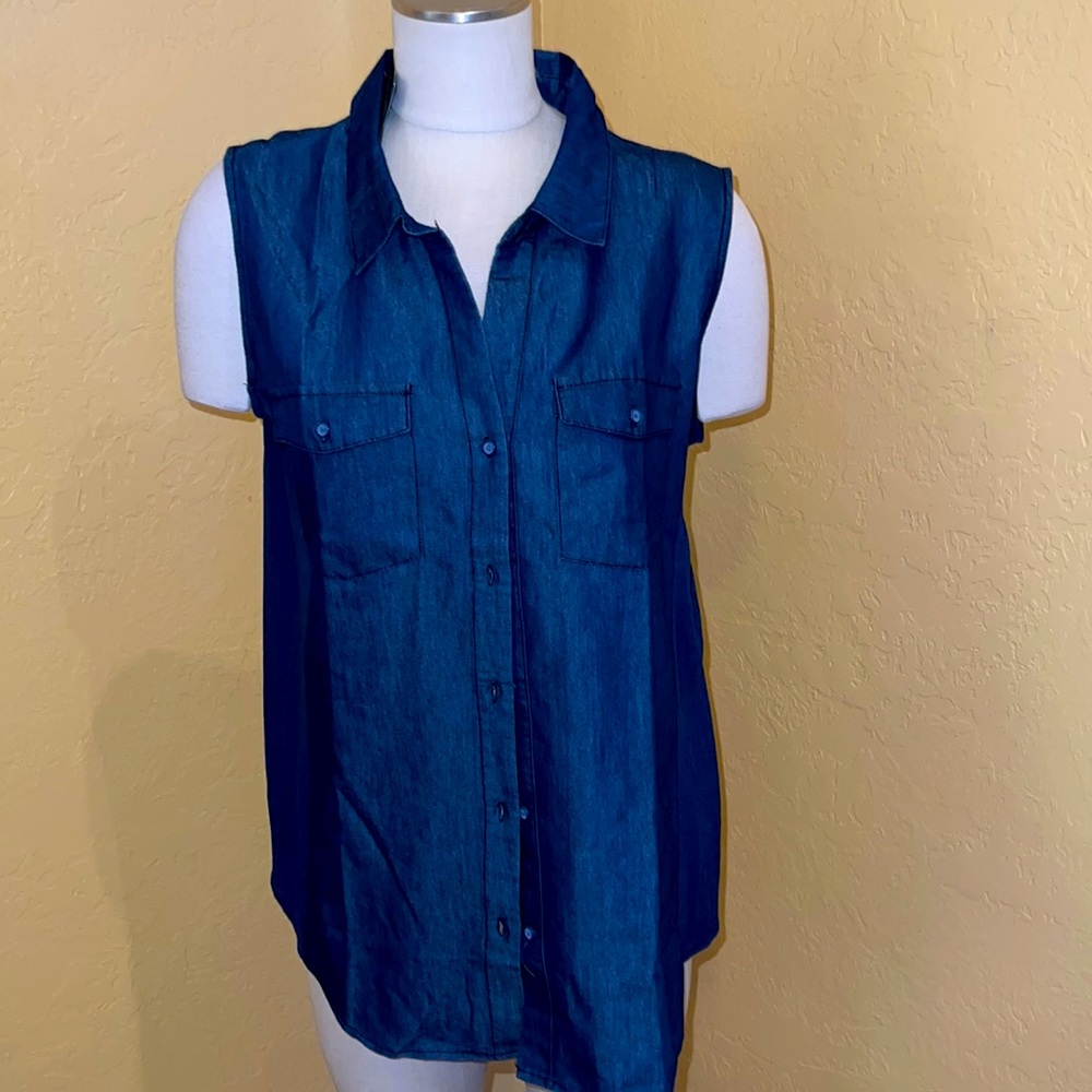 3/$15 NWT XL Alison Andrews sleeveless denim top